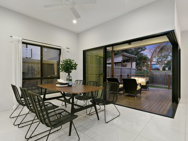 18a Manin Street, Wynnum QLD 4178