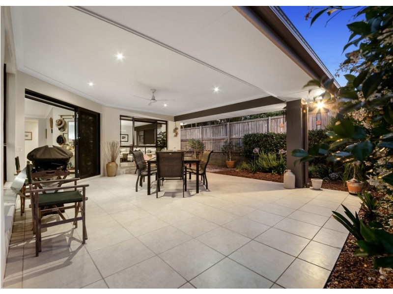 1 Nursery Place, Wakerley QLD 4154