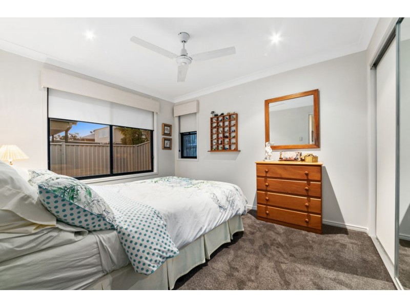 1 Nursery Place, Wakerley QLD 4154