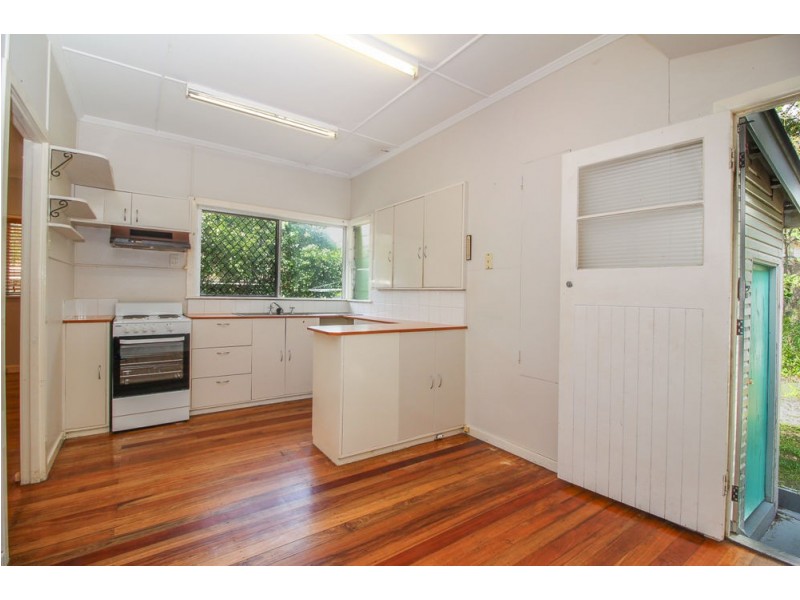 478 Tingal Rd, Wynnum QLD 4178