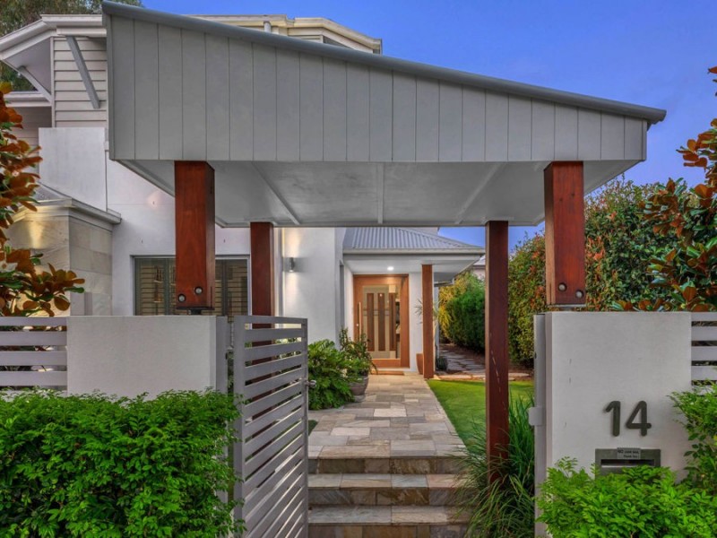 14 Feathertail Pl, Gumdale QLD 4154