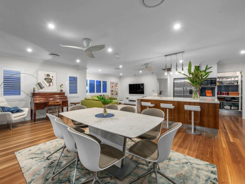 14 Feathertail Pl, Gumdale QLD 4154