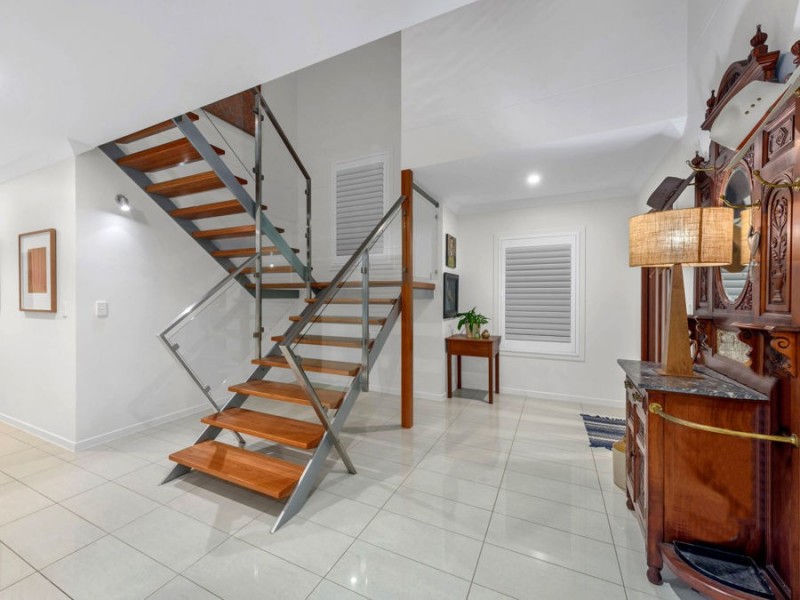 14 Feathertail Pl, Gumdale QLD 4154
