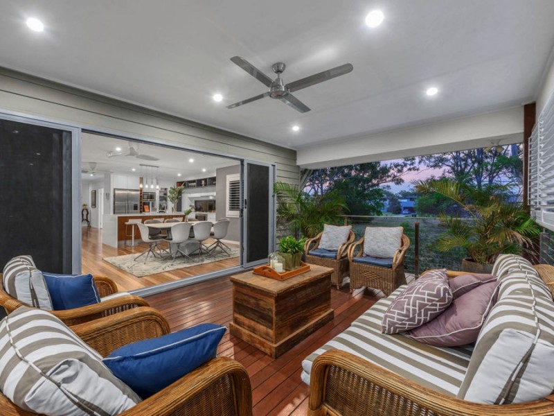 14 Feathertail Pl, Gumdale QLD 4154