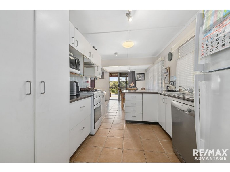 12 Katie Street, Wynnum West QLD 4178