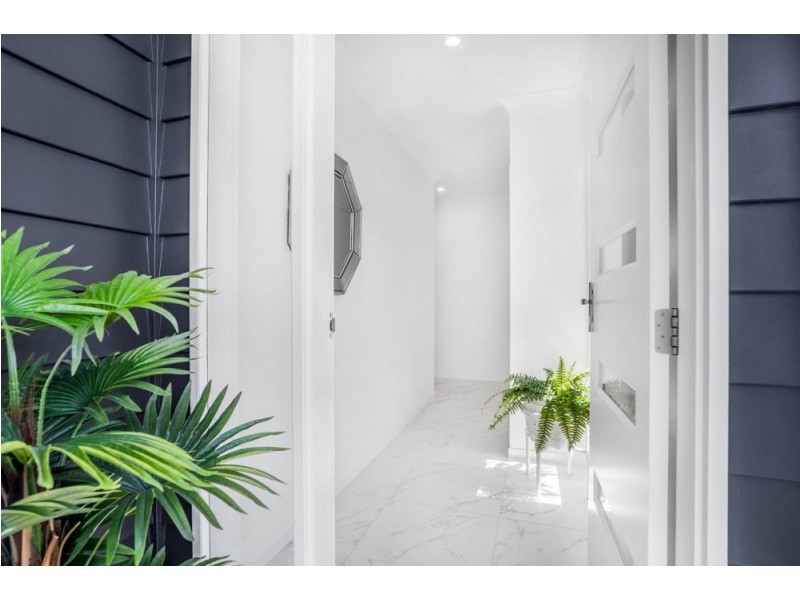 38 Carnation Road, Manly West QLD 4179