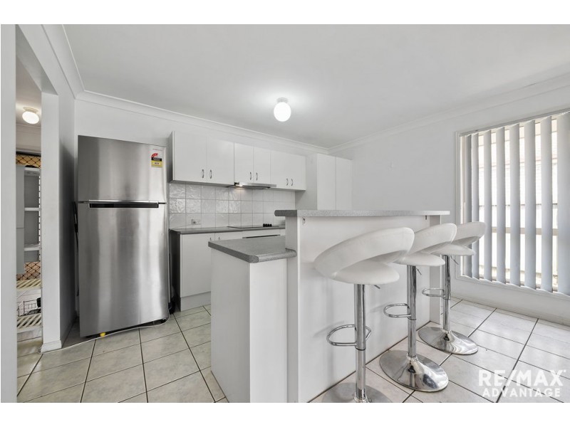 36 Evelyn Rd, Wynnum West QLD 4178