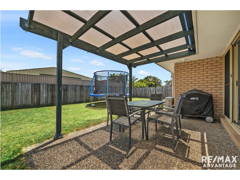36 Evelyn Rd, Wynnum West QLD 4178