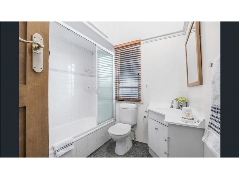 85 Sibley Road, Wynnum QLD 4178