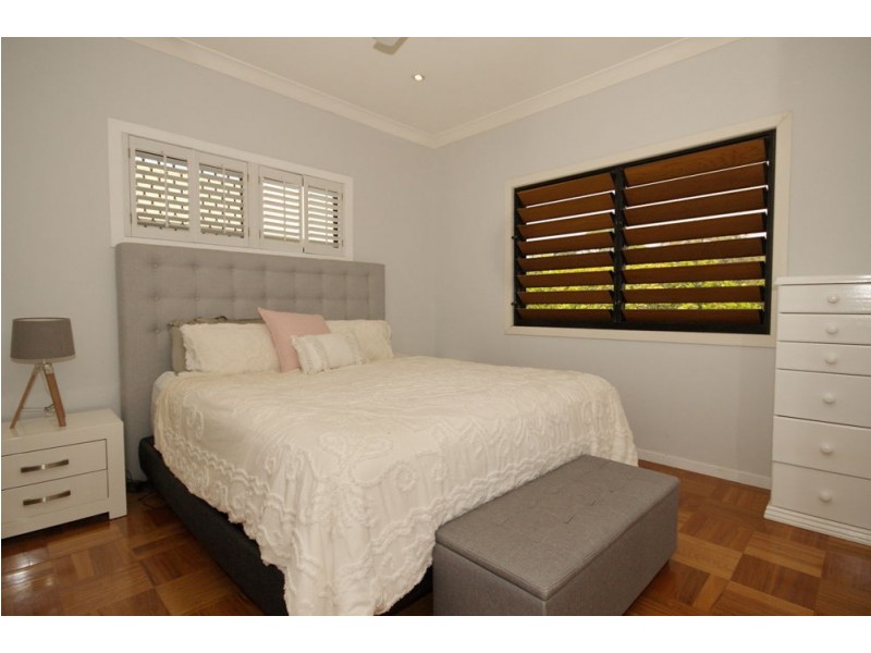 101 Chestnut Street, Wynnum QLD 4178