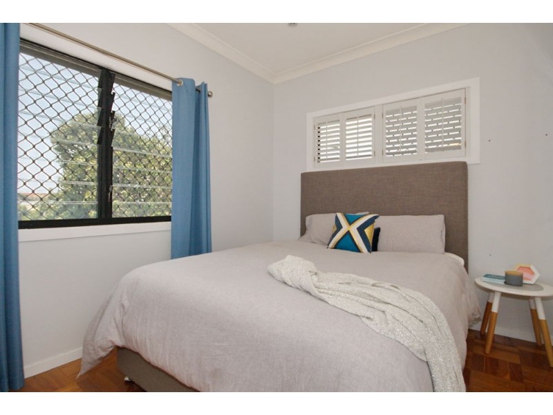 101 Chestnut Street, Wynnum QLD 4178