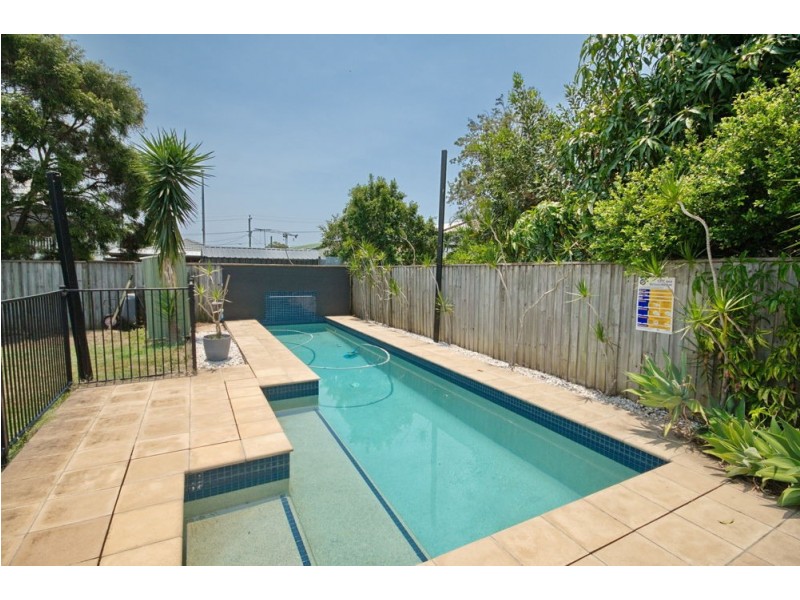 101 Chestnut Street, Wynnum QLD 4178