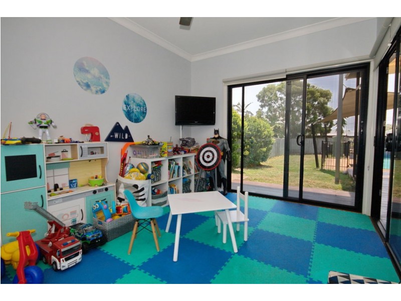 101 Chestnut Street, Wynnum QLD 4178