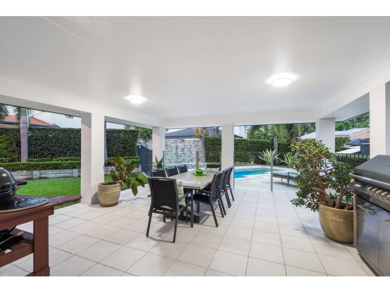 16 Diana Place, Manly West QLD 4179
