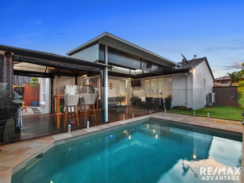 9 Cynthia Place, Wakerley QLD 4154