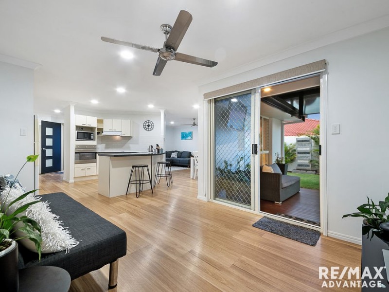 9 Cynthia Place, Wakerley QLD 4154