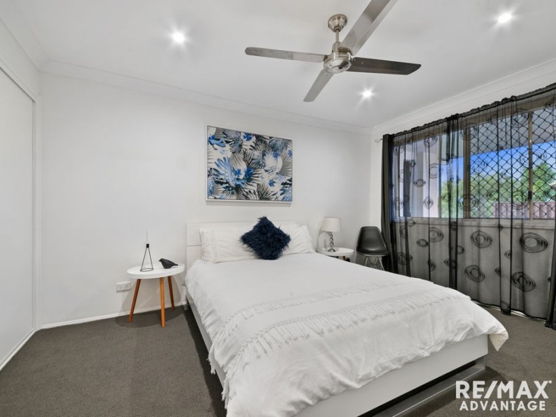 9 Cynthia Place, Wakerley QLD 4154