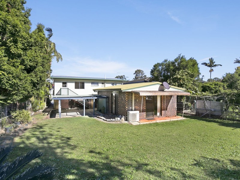 54 Malabar St, Wynnum West QLD 4178