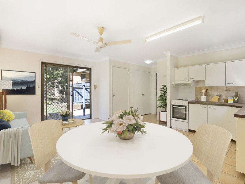 54 Malabar St, Wynnum West QLD 4178