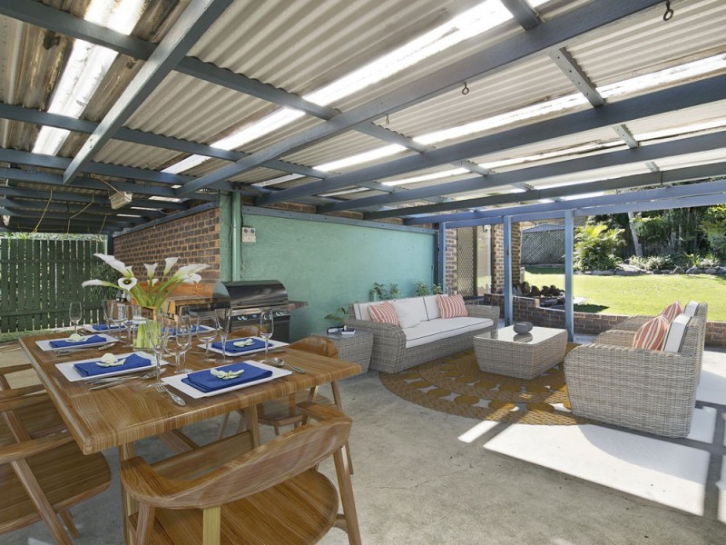 54 Malabar St, Wynnum West QLD 4178