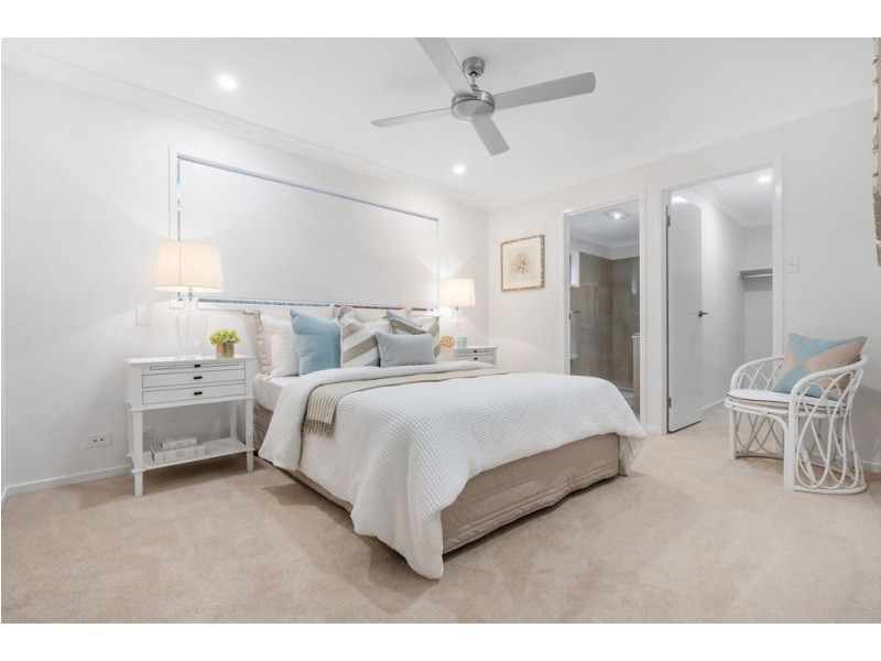 25 Chestnut Street, Wynnum QLD 4178