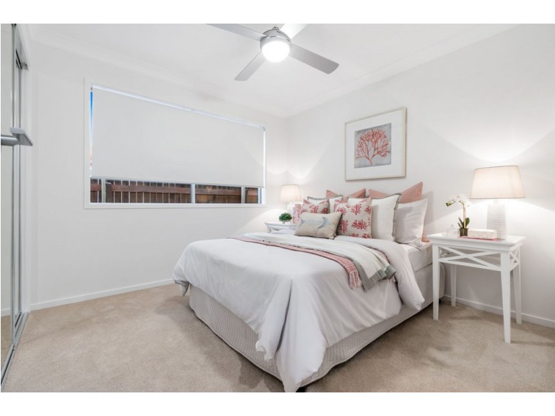 25 Chestnut Street, Wynnum QLD 4178