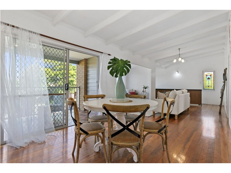 6 Graduate St, Manly West QLD 4179