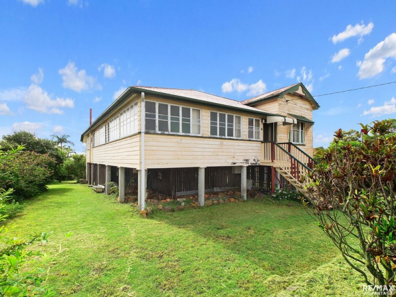 69 Gordon Parade, Manly QLD 4179