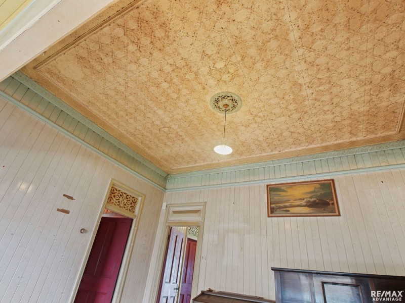 69 Gordon Parade, Manly QLD 4179