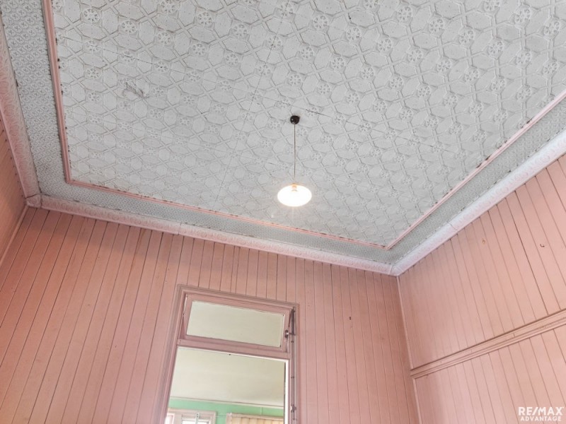 69 Gordon Parade, Manly QLD 4179