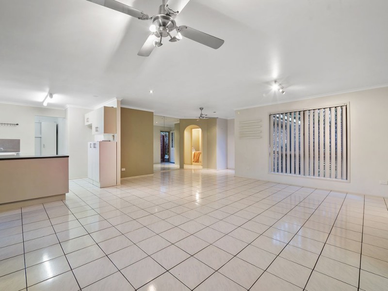 9 Marty Street, Wynnum West QLD 4178