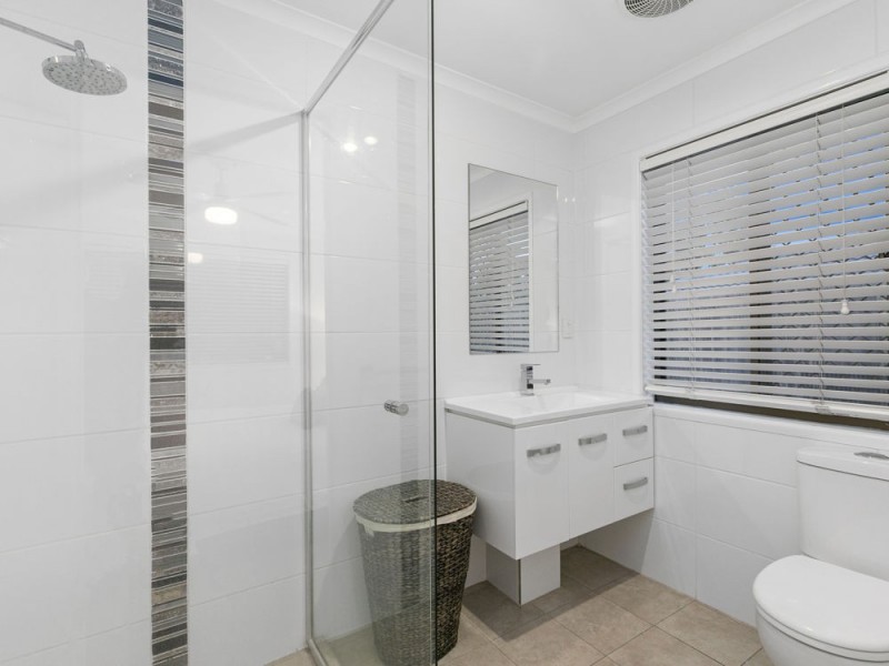 9 Gurnai Street, Belmont QLD 4153