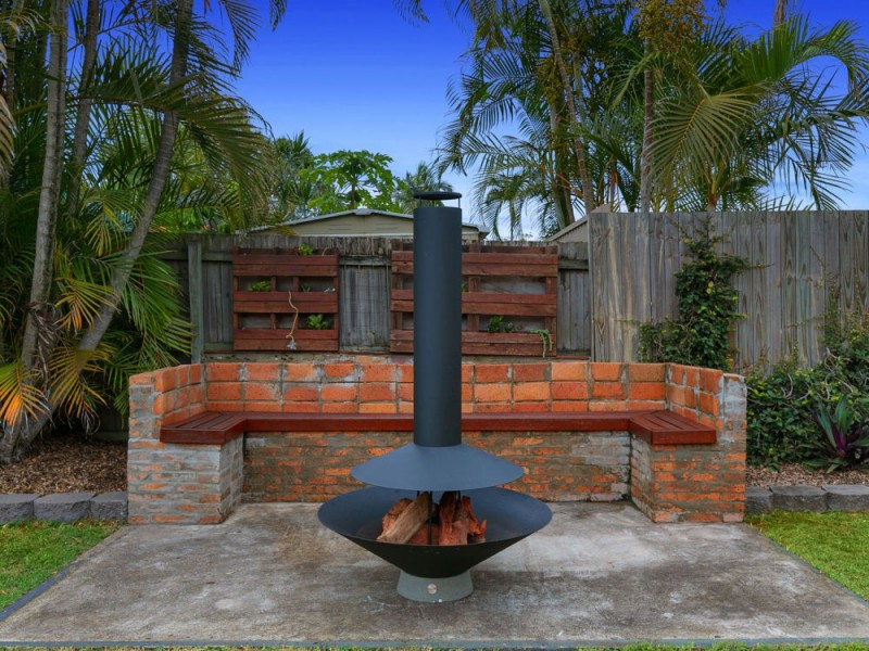 9 Gurnai Street, Belmont QLD 4153