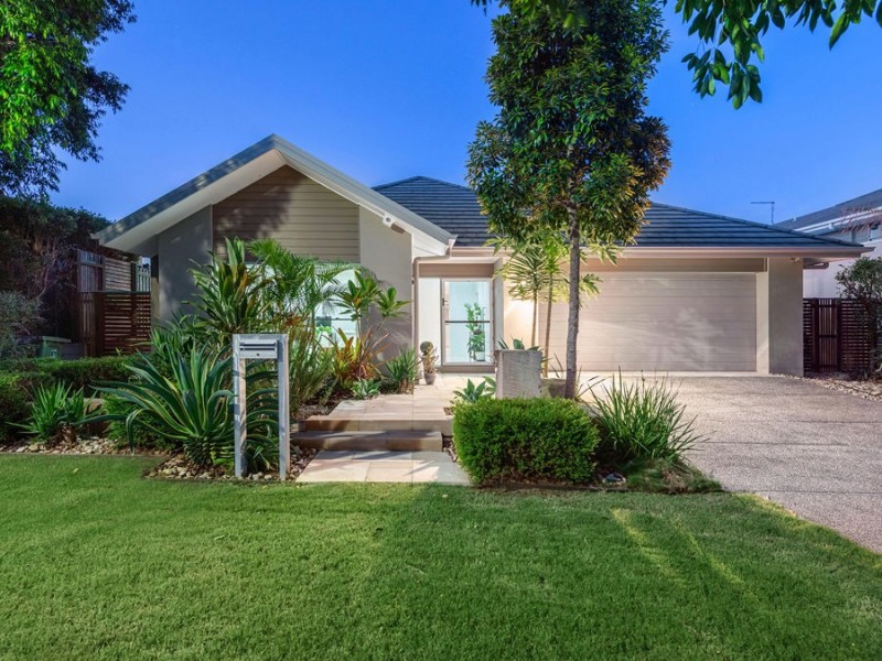 3 Clyde Court, Wakerley QLD 4154