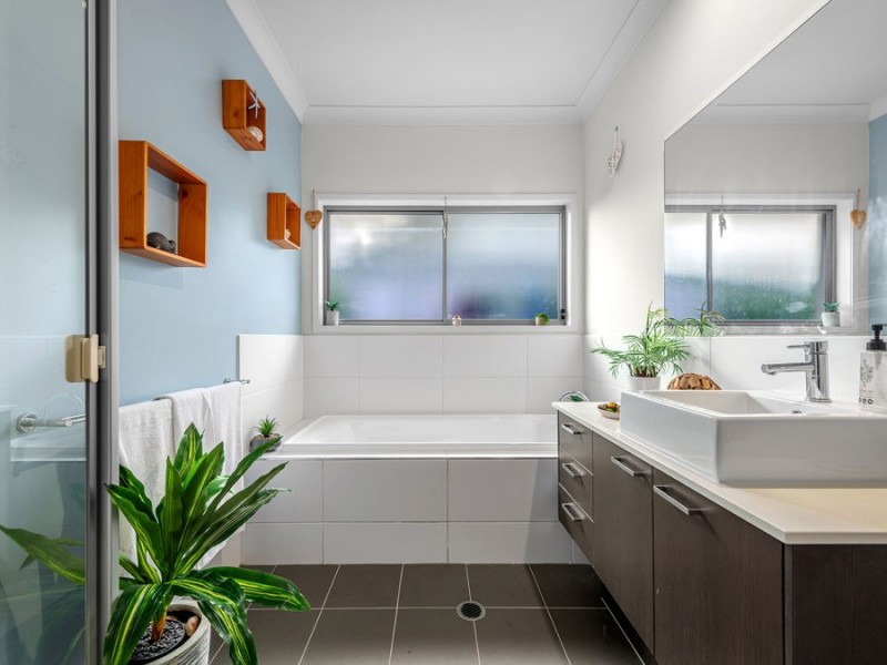 3 Clyde Court, Wakerley QLD 4154