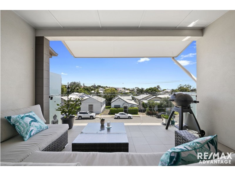 6/52 Yamboyna Street, Manly QLD 4179