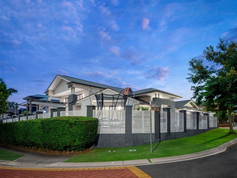 2 Letitia Close, Wakerley QLD 4154