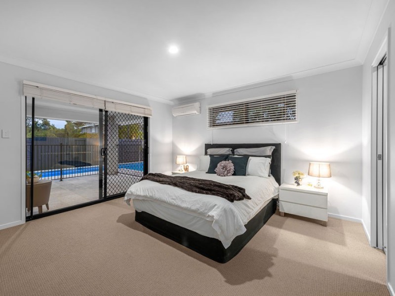 31 Paperbark Place, Wakerley QLD 4154