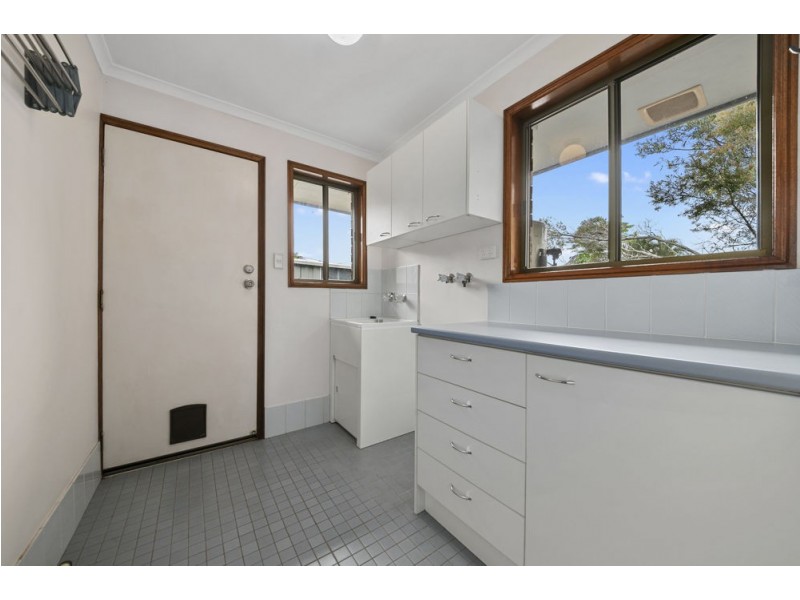 30 Emmett Street, Wynnum West QLD 4178