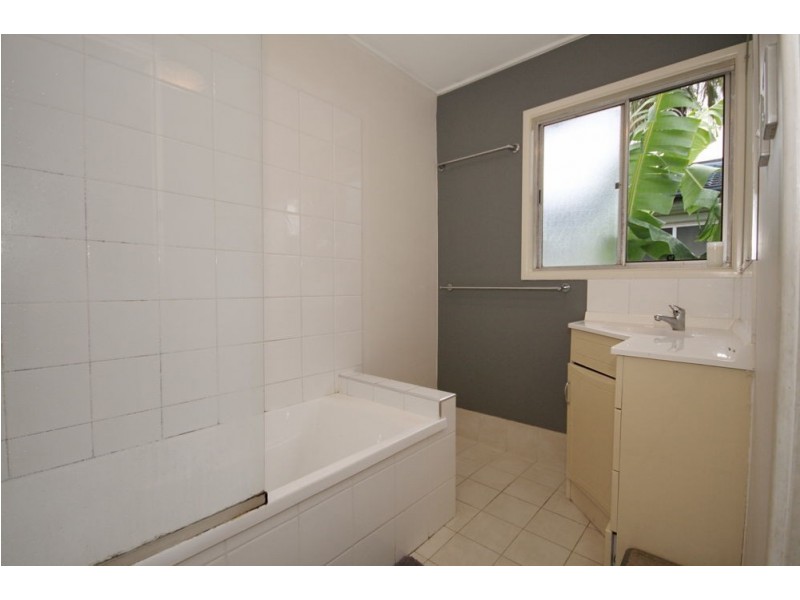 25 Cavell Street, Birkdale QLD 4159