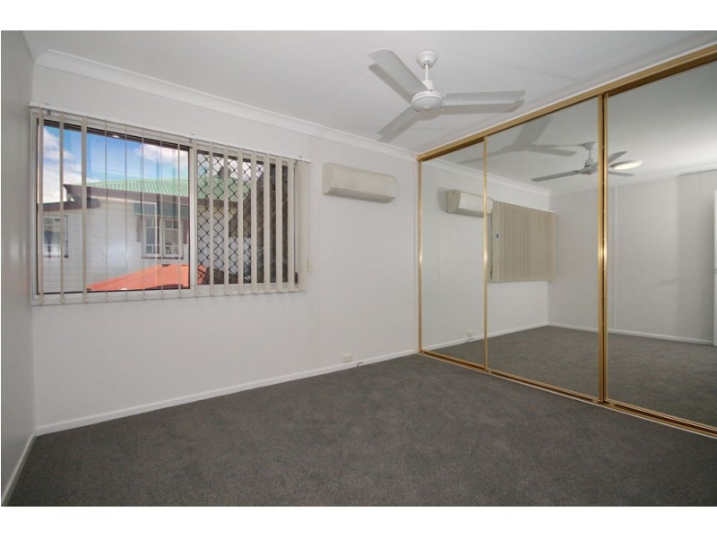 126 Cameron Parade, Wynnum QLD 4178