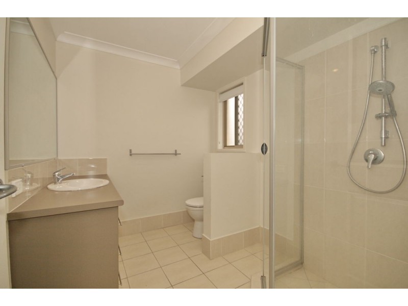 1 Yering Place, Wynnum West QLD 4178