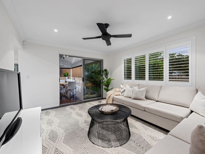 20 Lachlan Drive, Wakerley QLD 4154