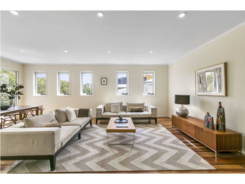 42 St Catherines Tce, Wynnum QLD 4178