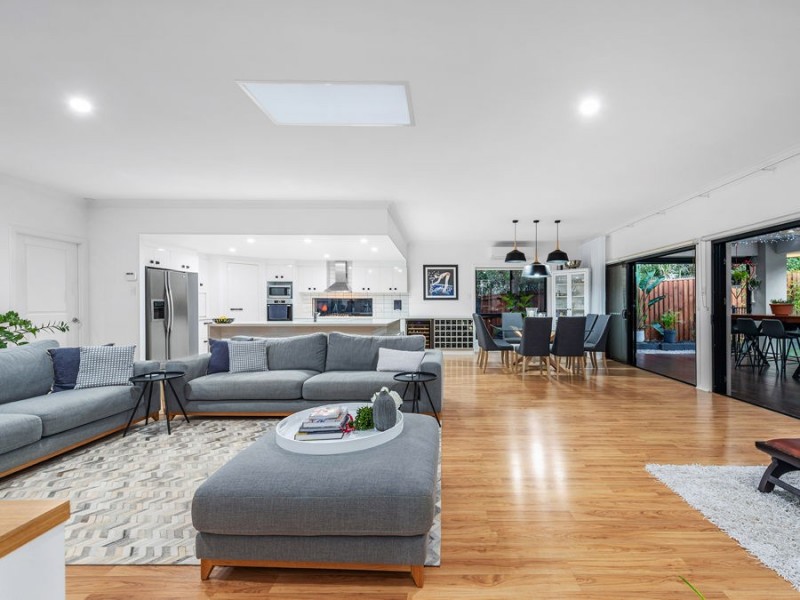 39 Izzies Place, Wakerley QLD 4154