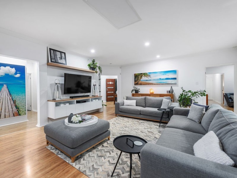 39 Izzies Place, Wakerley QLD 4154