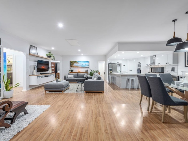 39 Izzies Place, Wakerley QLD 4154