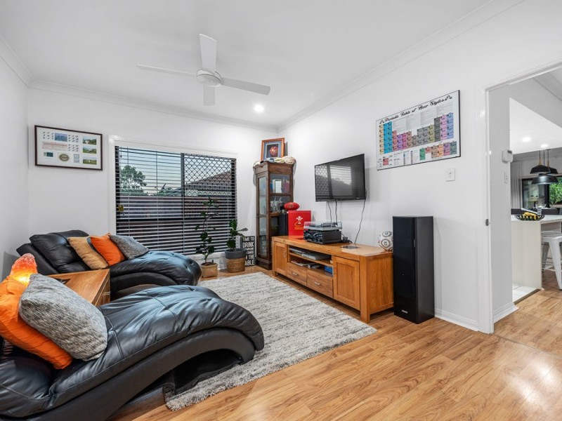 39 Izzies Place, Wakerley QLD 4154