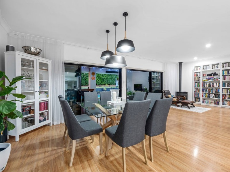 39 Izzies Place, Wakerley QLD 4154