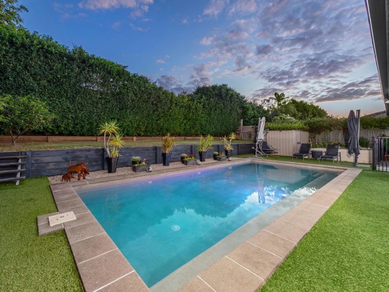 39 Izzies Place, Wakerley QLD 4154